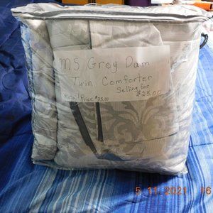 Main Stay Gray Dam Twin Comforter Bed in a Bag Set